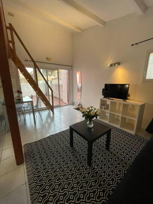 Apartamento Charmant Duplex + Terrasse A 5 Min Du Centre D'Aix Aix-en-Provence Exterior foto