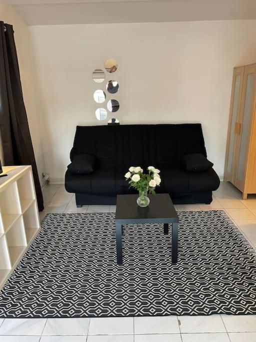 Apartamento Charmant Duplex + Terrasse A 5 Min Du Centre D'Aix Aix-en-Provence Exterior foto